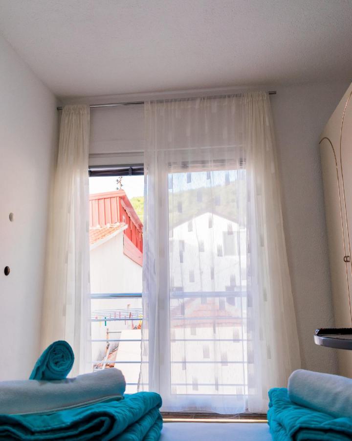 Villa Lazar トルペチャ エクステリア 写真